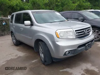 2012 Honda Pilot EX-L with VIN 5FNYF3H5XCB032396, listed as a IAAI auction lot 42069268 with 171,758 mi miles. Bid and sale history available at carsss.com. Image 1.
