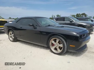 2012 Dodge Challenger R/T Classic z VIN 2C3CDYBT8CH254809, wystawiony jako Copart lot #52767135 z przebiegiem 122 448 mil mil oraz Szkoda całkowita • Salvage title. Historia ofert i sprzedaży dostępna na DreamBid. Obrazek 4.