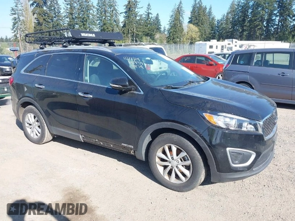 2018 Kia Sorento LX V6 with VIN 5XYPGDA58JG403974, listed as a IAAI auction lot 41233326 with 58,099 mi miles. Bid and sale history available at carsss.com. Image 1.