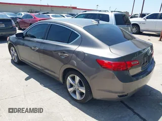 2013 Acura ILX Premium Pkg with VIN 19VDE1F55DE006393, listed as a IAAI auction lot 42001406 with 117,105 mi miles. Bid and sale history available at carsss.com. Image 3.