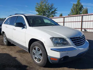 2006 Chrysler Pacifica Touring with VIN 2A8GF68486R864874, listed as a IAAI auction lot 40412115 with 125,949 mi miles. Bid and sale history available at carsss.com. Image 1.
