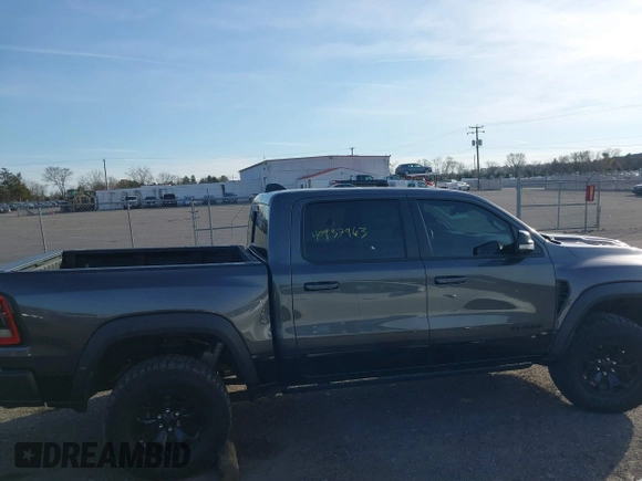 2022 Ram 1500 TRX with VIN 1C6SRFU99NN144769, listed as a IAAI auction lot 40937963 with 20,125 mi miles. Bid and sale history available at carsss.com. Image 13.