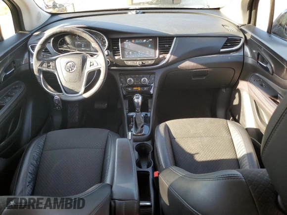 2017 Buick Encore Preferred z VIN KL4CJASB2HB098604, wystawiony jako Copart lot #61095855 z przebiegiem 108 692 mil mil oraz Szkoda całkowita • Salvage title. Historia ofert i sprzedaży dostępna na DreamBid. Obrazek 8.