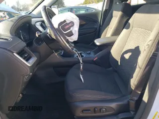 2020 GMC Terrain SLE z VIN 3GKALMEV7LL116217, wystawiony jako Copart lot #46143225 z przebiegiem 101 869 mil mil oraz Szkody całkowita. Historia ofert i sprzedaży dostępna na DreamBid. Obrazek 7.