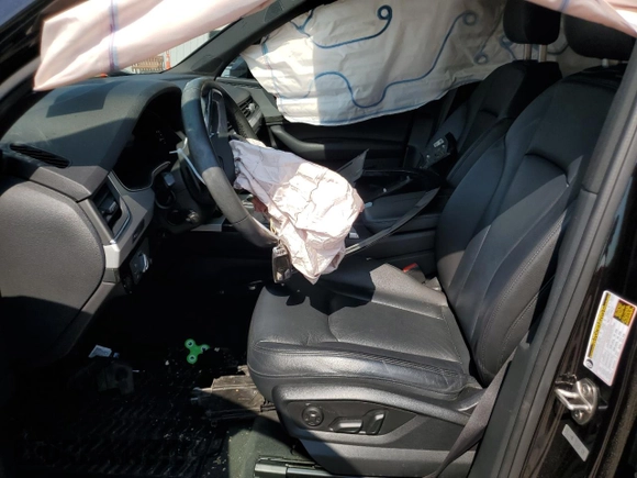 2018 Audi Q7 Premium Plus z VIN WA1LHAF7XJD049985, wystawiony jako Copart lot #60233295 z przebiegiem 71 011 mil mil oraz Szkoda całkowita • Salvage title. Historia ofert i sprzedaży dostępna na DreamBid. Obrazek 7.