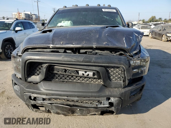 2018 Ram 1500 Rebel z VIN 1C6RR7YT1JS161619, wystawiony jako Copart lot #58272215 z przebiegiem 49 567 mil mil oraz Szkoda całkowita • Salvage title. Historia ofert i sprzedaży dostępna na DreamBid. Obrazek 5.
