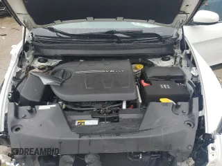 2015 Jeep Cherokee Latitude z VIN 1C4PJMCS3FW625935, wystawiony jako Copart lot #57577905 z przebiegiem 149 317 mil mil oraz Nie do naprawy • Non repairable. Historia ofert i sprzedaży dostępna na DreamBid. Obrazek 11.