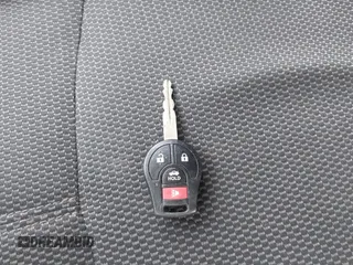 2013 Nissan Sentra SL z VIN 3N1AB7AP4DL776842, wystawiony jako IAAI lot #42271188 z przebiegiem 135 832 mil mil oraz . Historia ofert i sprzedaży dostępna na DreamBid. Obrazek 11.