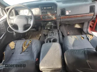 1998 Jeep Grand Cherokee Laredo with VIN 1J4GZ58S7WC105854, listed as a Copart auction lot 82321254 with 178,072 mi miles and Salvage Title. Bid and sale history available at carsss.com. Image 8.