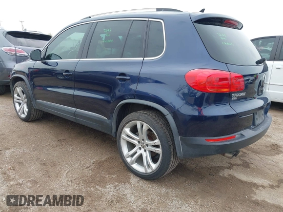 2016 Volkswagen Tiguan S z VIN WVGBV7AX0GW614760, wystawiony jako IAAI lot #42113413 z przebiegiem 91 423 mil mil oraz . Historia ofert i sprzedaży dostępna na DreamBid. Obrazek 3.