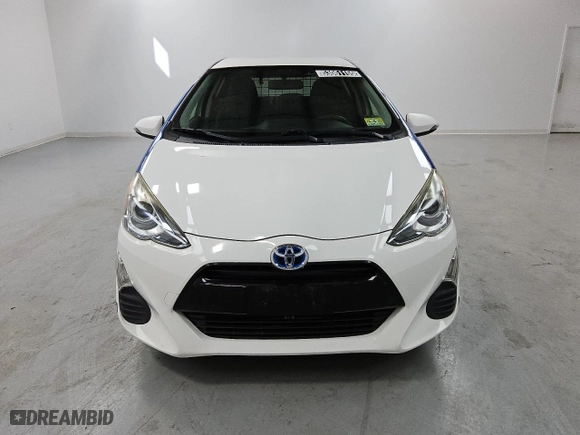 2016 Toyota Prius c One with VIN JTDKDTB34G1123018, listed as a Copart auction lot 53061155 with 83,470 mi miles and Clean Title. Bid and sale history available at carsss.com. Image 5.