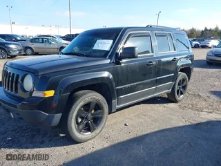 2014 Jeep Patriot Sport with VIN 1C4NJPBA2ED691131, listed as a IAAI auction lot 41470296 with 169,631 mi miles. Bid and sale history available at carsss.com. Image 2.