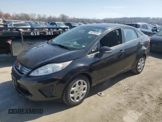 2013 Ford Fiesta SE z VIN 3FADP4BJXDM183541, wystawiony jako Copart lot #46580894 z przebiegiem 117 290 mil mil oraz Szkoda całkowita • Salvage title. Historia ofert i sprzedaży dostępna na DreamBid. Obrazek 1.