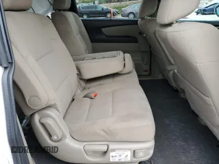 2017 Honda Odyssey SE with VIN 5FNRL5H36HB024018, listed as a Copart auction lot 52437385 with 105,175 mi miles and Salvage Title. Bid and sale history available at carsss.com. Image 11.