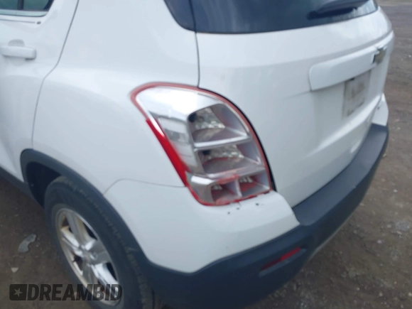 2016 Chevrolet Trax LT z VIN 3GNCJLSB9GL163793, wystawiony jako IAAI lot #42108040 z przebiegiem 263 074 mil mil oraz . Historia ofert i sprzedaży dostępna na DreamBid. Obrazek 6.