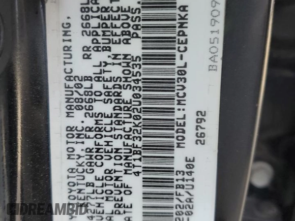 2002 Toyota Camry XLE z VIN 4T1BF32K02U034535, wystawiony jako Copart lot #53894995 z przebiegiem 253 037 mil mil oraz Szkoda całkowita • Salvage title. Historia ofert i sprzedaży dostępna na DreamBid. Obrazek 13.