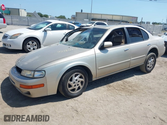 1999 Nissan Maxima GXE z VIN JN1CA21A8XT109136, wystawiony jako IAAI lot #42180758 z przebiegiem 136 876 mil mil oraz . Historia ofert i sprzedaży dostępna na DreamBid. Obrazek 16.