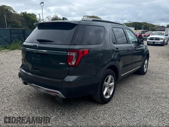 2016 Ford Explorer XLT z VIN 1FM5K8DH4GGD20336, wystawiony jako Copart lot #58873765 z przebiegiem 174 293 mil mil oraz Czysty tytuł • Clean title. Historia ofert i sprzedaży dostępna na DreamBid. Obrazek 4.