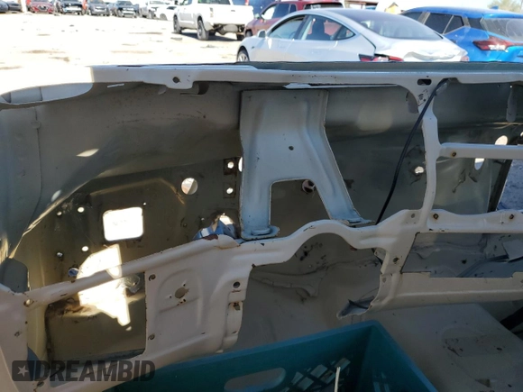 1987 Chevrolet Blazer z VIN 1GNEV18K5HF182877, wystawiony jako Copart lot #78032984 z przebiegiem Nie podano mil oraz Czysty tytuł • Clean title. Historia ofert i sprzedaży dostępna na DreamBid. Obrazek 9.