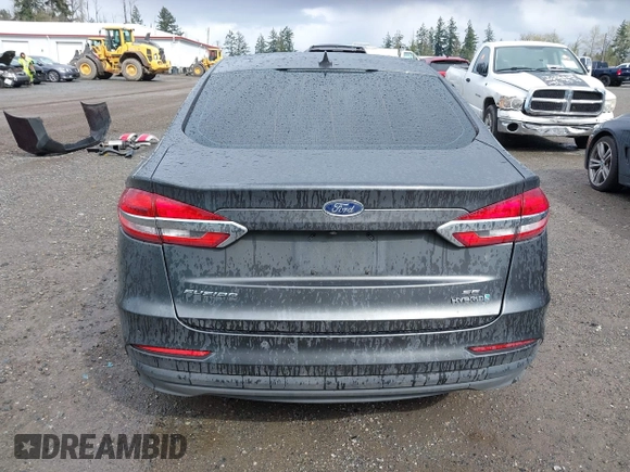 2019 Ford Fusion SE with VIN 3FA6P0LU6KR272193, listed as a IAAI auction lot 41993485 with 132,845 mi miles and . Bid and sale history available at DreamBid. Image 16.