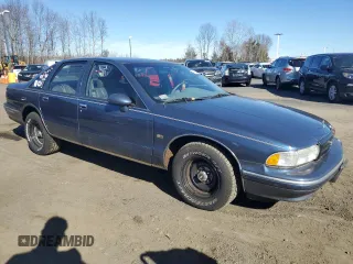 1994 Chevrolet Caprice Classic LS with VIN 1G1BN52P3RR112116, listed as a Copart auction lot 47503125 with 147,600 mi miles and Non Repairable. Bid and sale history available at carsss.com. Image 4.