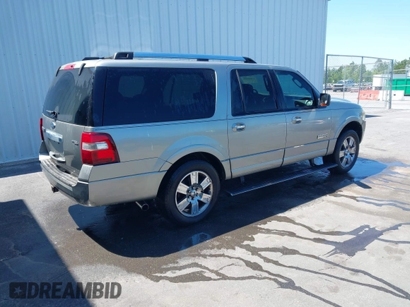 2008 Ford Expedition EL Limited with VIN 1FMFK19528LA82425, listed as a IAAI auction lot 42046020 with 265,012 mi miles. Bid and sale history available at carsss.com. Image 4.