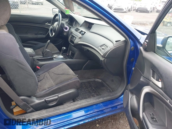 2009 Honda Accord LX-S with VIN 1HGCS12339A017386, listed as a IAAI auction lot 42261685 with 240,515 mi miles and . Bid and sale history available at DreamBid. Image 5.