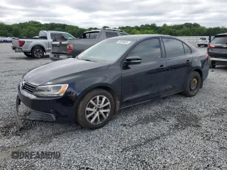 2012 Volkswagen Jetta SE z VIN 3VWBP7AJ4CM113260, wystawiony jako Copart lot #58639525 z przebiegiem 198 316 mil mil oraz Czysty tytuł • Clean title. Historia ofert i sprzedaży dostępna na DreamBid. Obrazek 1.
