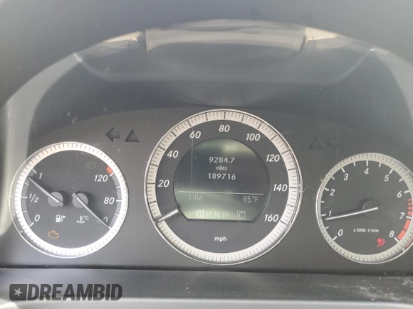 2009 Mercedes-Benz C 300 Sport with VIN WDDGF54X29R083494, listed as a Copart auction lot 58584005 with 189,716 mi miles and Salvage title. Bid and sale history available at DreamBid. Image 9.
