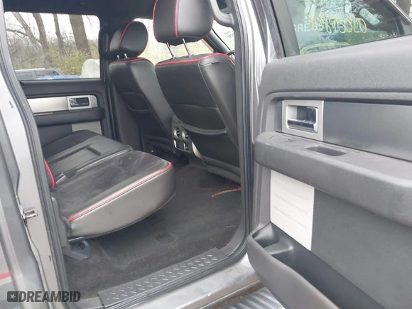 2014 Ford F-150 XL with VIN 1FTFW1EF1EKD16823, listed as a IAAI auction lot 40895020 with 133,901 mi miles. Bid and sale history available at carsss.com. Image 8.