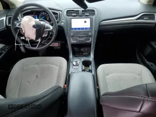2020 Ford Fusion SE с VIN 3FA6P0HD7LR219884, выставлен на аукционе Copart как лот 57802645 с пробегом 43 520 миль миль и Списание • Salvage title. История ставок и продаж доступна на DreamBid. Изображение 8.