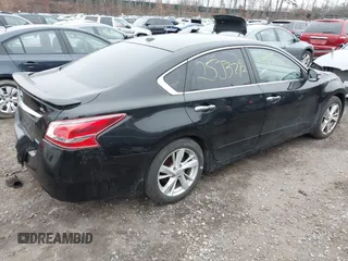 2013 Nissan Altima SV with VIN 1N4AL3AP4DC115509, listed as a IAAI auction lot 41922998 with Not Provided miles and . Bid and sale history available at carsss.com. Image 4.