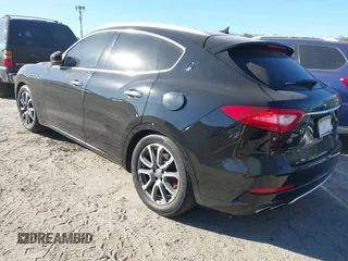 2017 Maserati Levante z VIN ZN661XUL1HX257769, wystawiony jako IAAI lot #41703740 z przebiegiem 107 038 mil mil oraz . Historia ofert i sprzedaży dostępna na DreamBid. Obrazek 3.