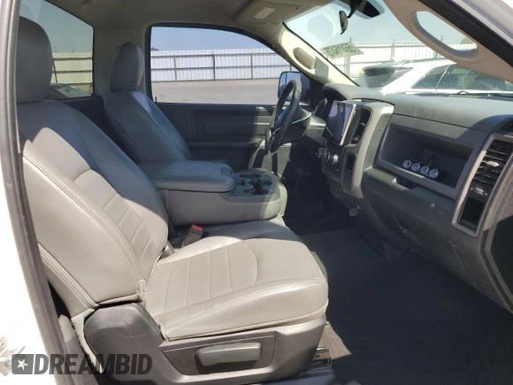 2015 Ram 1500 with VIN 3C6JR6DM2FG643651, listed as a Copart auction lot 56415475 with 180,758 mi miles and Clean title. Bid and sale history available at DreamBid. Image 10.
