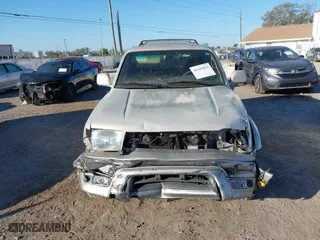 2000 Toyota 4Runner Limited with VIN JT3HN87R6Y0283866, listed as a IAAI auction lot 41639423 with 285,426 mi miles. Bid and sale history available at carsss.com. Image 12.