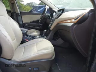 2013 Hyundai Santa Fe Sport z VIN 5XYZU3LB4DG038003, wystawiony jako IAAI lot #42372657 z przebiegiem 111 480 mil mil oraz . Historia ofert i sprzedaży dostępna na DreamBid. Obrazek 5.