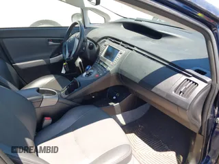 2014 Toyota Prius Four with VIN JTDKN3DU7E1742714, listed as a IAAI auction lot 42637235 with 184,734 mi miles and . Bid and sale history available at DreamBid. Image 5.
