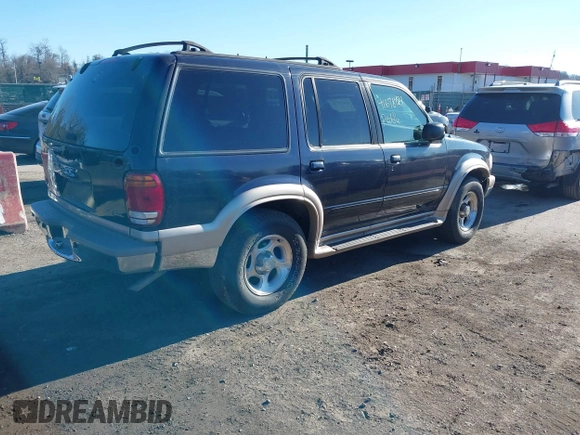 2000 Ford Explorer Eddie Bauer z VIN 1FMDU74E4YZA45773, wystawiony jako IAAI lot #41678121 z przebiegiem 129 263 mil mil oraz . Historia ofert i sprzedaży dostępna na DreamBid. Obrazek 4.