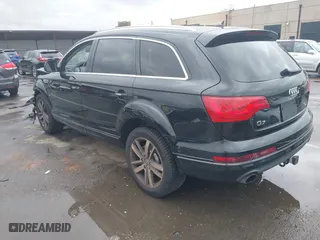 2015 Audi Q7 3.0T Premium Plus with VIN WA1LGAFE3FD024130, listed as a IAAI auction lot 41935105 with 1 mi miles. Bid and sale history available at carsss.com. Image 3.