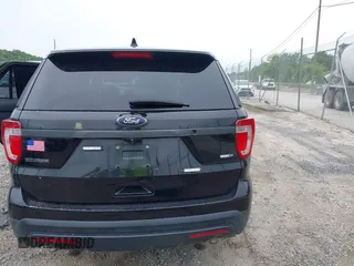 2016 Ford Police Interceptor Utility z VIN 1FM5K8AR6GGA19144, wystawiony jako IAAI lot #42199096 z przebiegiem 148 808 mil mil oraz . Historia ofert i sprzedaży dostępna na DreamBid. Obrazek 17.
