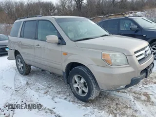 2006 Honda Pilot EX-L with VIN 2HKYF18526H546575, listed as a IAAI auction lot 41414263 with 118,872 mi miles and . Bid and sale history available at DreamBid. Image 1.