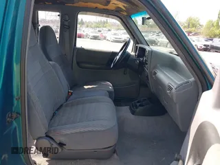 1994 Ford Ranger XLT with VIN 1FTCR15X4RTB08471, listed as a IAAI auction lot 42133059 with 171,092 mi miles and . Bid and sale history available at DreamBid. Image 5.