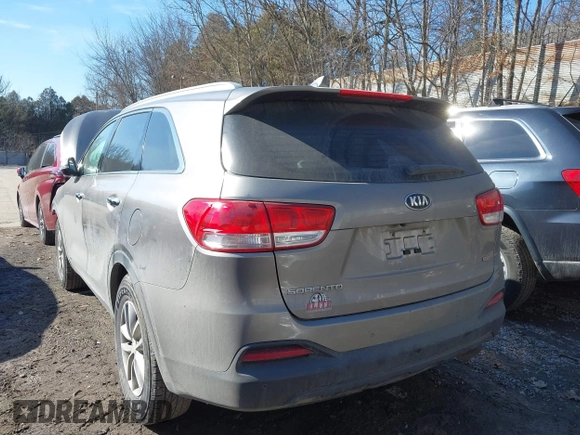 2016 Kia Sorento LX with VIN 5XYPGDA39GG061748, listed as a IAAI auction lot 41720011 with 124,084 mi miles. Bid and sale history available at carsss.com. Image 12.