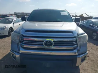 2016 Toyota Tundra 4WD Truck SR5 with VIN 5TFDW5F11GX559846, listed as a IAAI auction lot 41493209 with 258,296 mi miles. Bid and sale history available at carsss.com. Image 12.