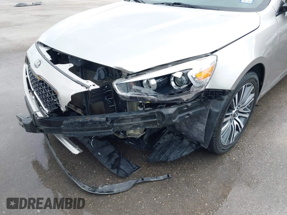 2014 Kia Cadenza Limited with VIN KNALN4D71E5137744, listed as a IAAI auction lot 42063014 with 61,310 mi miles. Bid and sale history available at carsss.com. Image 6.