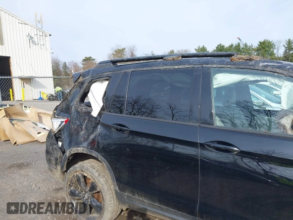 2019 Honda Passport Elite with VIN 5FNYF8H00KB010472, listed as a IAAI auction lot 42013475 with 62,577 mi miles. Bid and sale history available at carsss.com. Image 11.
