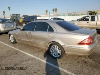 2003 Mercedes-Benz S-Class 5.0L with VIN WDBNG75J93A367679, listed as a Copart auction lot 87928575 with 163,058 mi miles and Salvage Title. Bid and sale history available at carsss.com. Image 2.