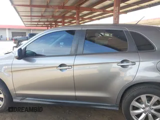 2015 Mitsubishi Outlander ES z VIN 4A4AP3AU7FE042477, wystawiony jako IAAI lot #42243771 z przebiegiem 114 331 mil mil oraz . Historia ofert i sprzedaży dostępna na DreamBid. Obrazek 14.