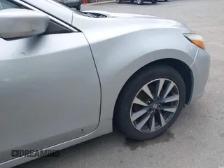 2017 Nissan Altima S z VIN 1N4AL3AP4HC288839, wystawiony jako IAAI lot #42162440 z przebiegiem 222 000 mil mil oraz . Historia ofert i sprzedaży dostępna na DreamBid. Obrazek 12.