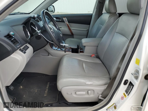 2011 Toyota Highlander Limited с VIN 5TDDK3EH9BS066915, выставлен на аукционе Copart как лот 55196985 с пробегом 210 749 миль миль и Списание • Salvage title. История ставок и продаж доступна на DreamBid. Изображение 7.